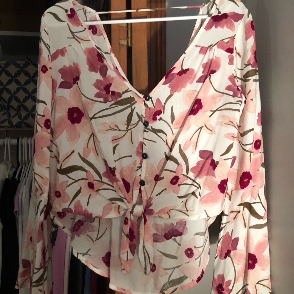 Floral blouse with buttons